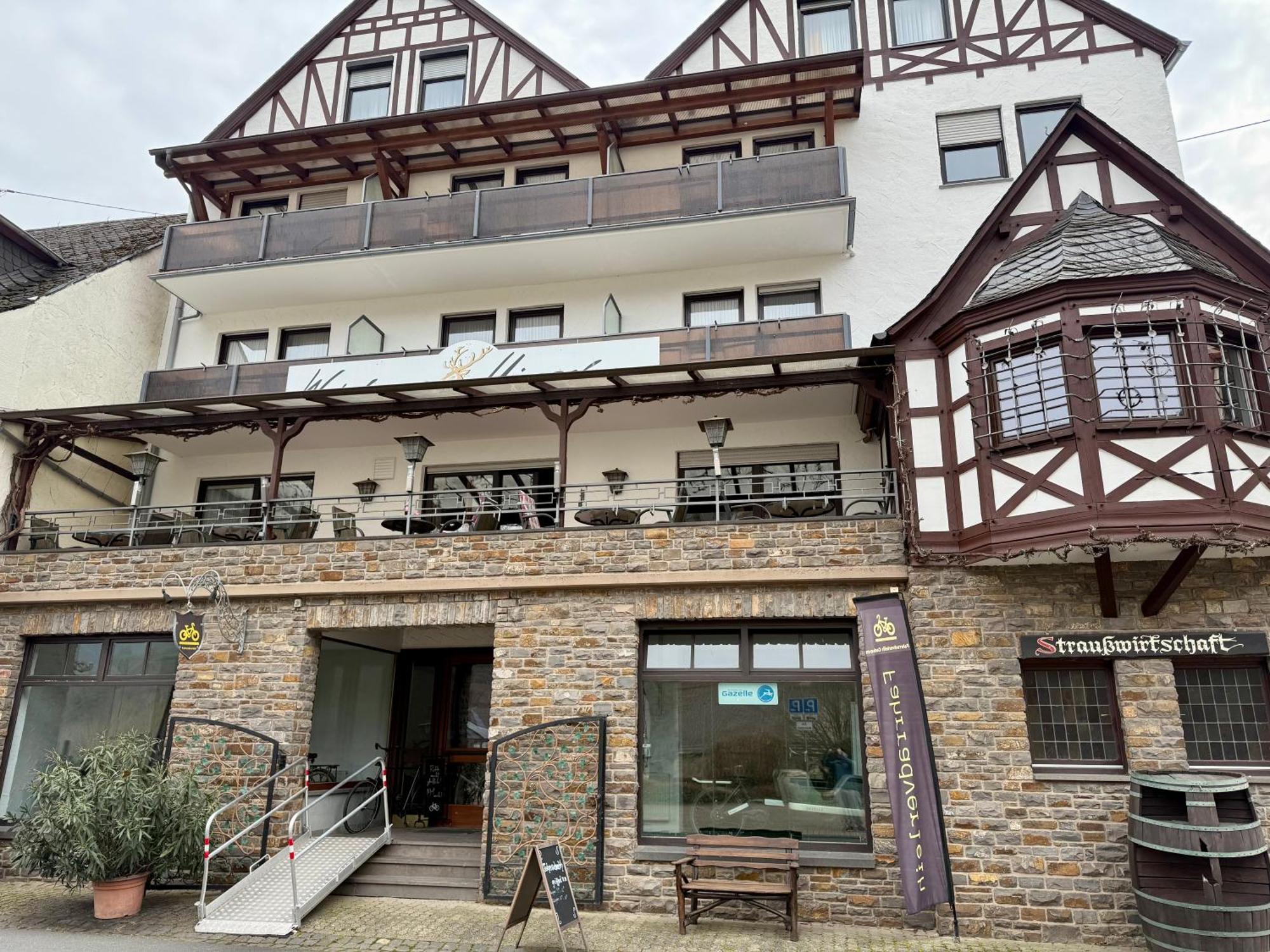 Weinhaus Hirschen Bruttig酒店 外观 照片