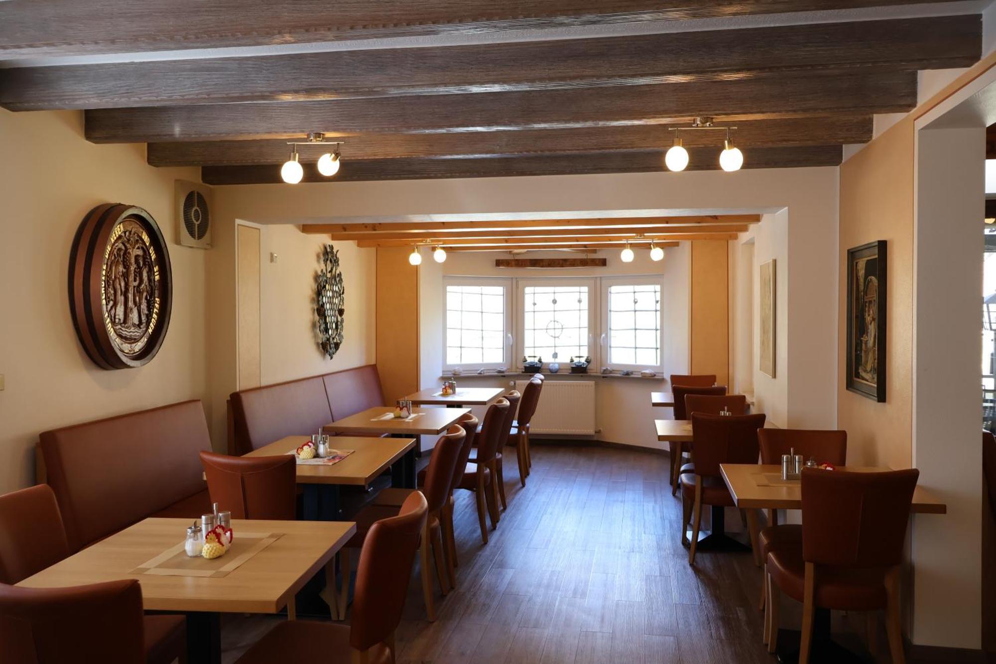 Weinhaus Hirschen Bruttig酒店 外观 照片